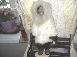 14'' CARVED FACE MEMELUK ELDER ALASKAN DOLL FUR GARMENTS, TAG OR KUKITA VINYL MEMELUCK DOLL